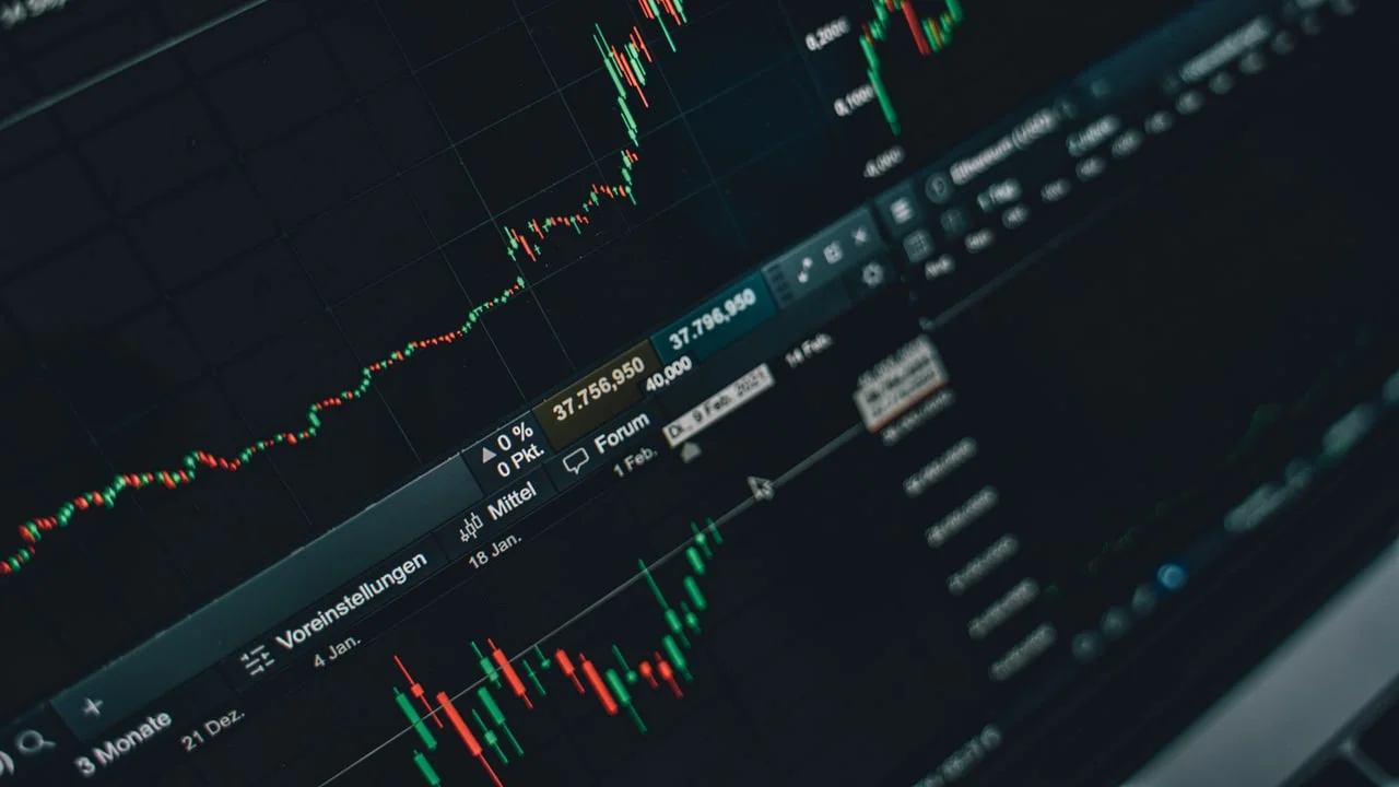Daily Top US Stock Picks — June 10, 2026: SNOW & TSLA