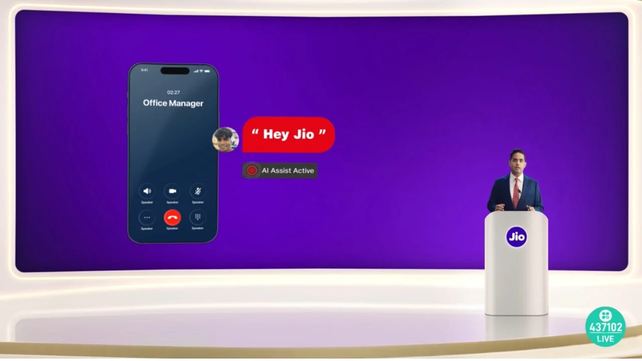 Jio 说 AI 要当你的电话秘书,然后它先坐进了 5 亿人的通话里
