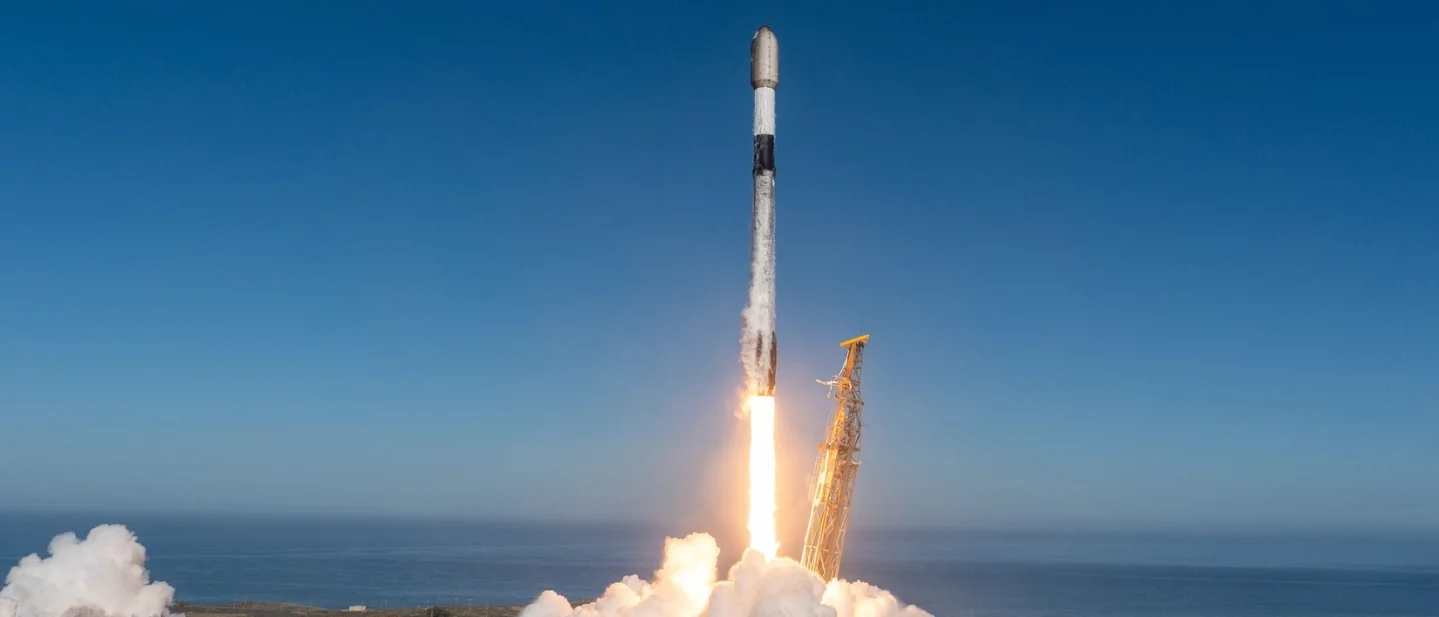 SPCX逆势收于148.18美元:USSF-153入轨,助推器第27次着陆无人船