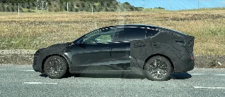 马斯克动态简报｜Cybercab 正式量产，Tesla 资本支出暴涨至 250 亿，HW3 困局落定