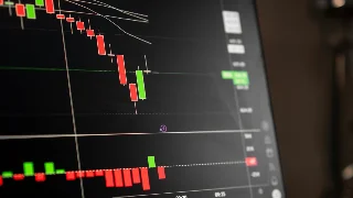 双良节能（600481）5月22日复盘：缩量回落1.92%，股东会11项全部通过，担保提案遭小股东两成反对
