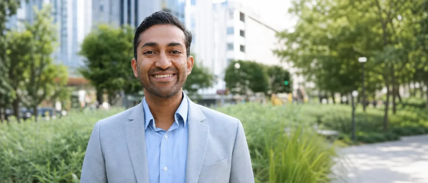 「公共健康太破碎了」:Vinay Prasad 谈离开 FDA、对照臂与儿童死亡备忘录