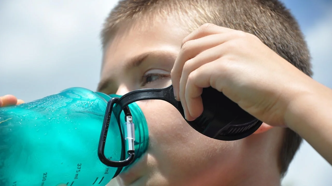 Your water bottle is not self-cleaning: 7 free fixes