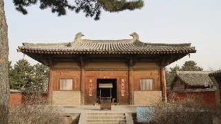 南禅寺大殿：782 年留下的唐代木构