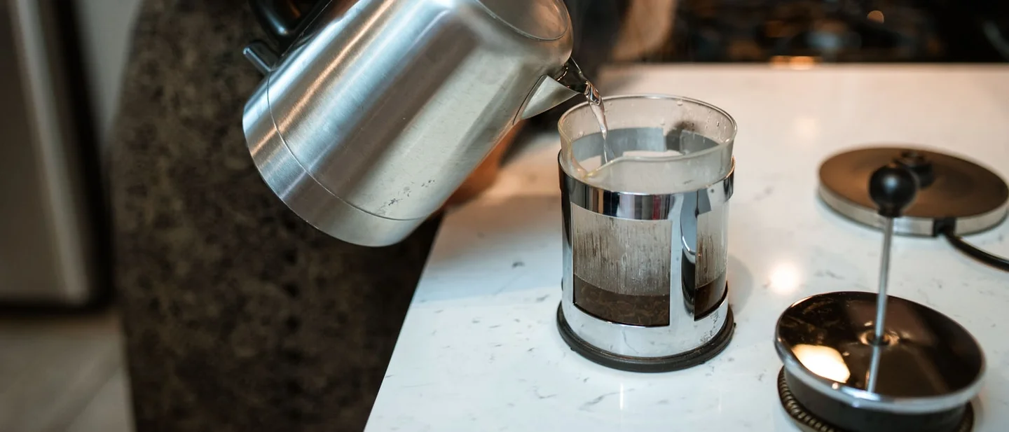 Your coffee loses its flavour before you drink it: 8 free fixes