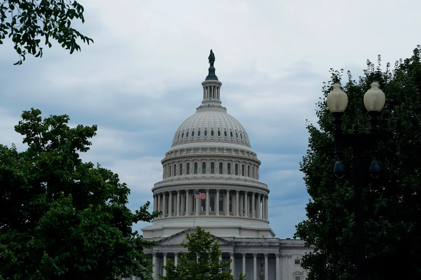 Russia sanctions bill turns secondary tariffs into Washington's next economic test