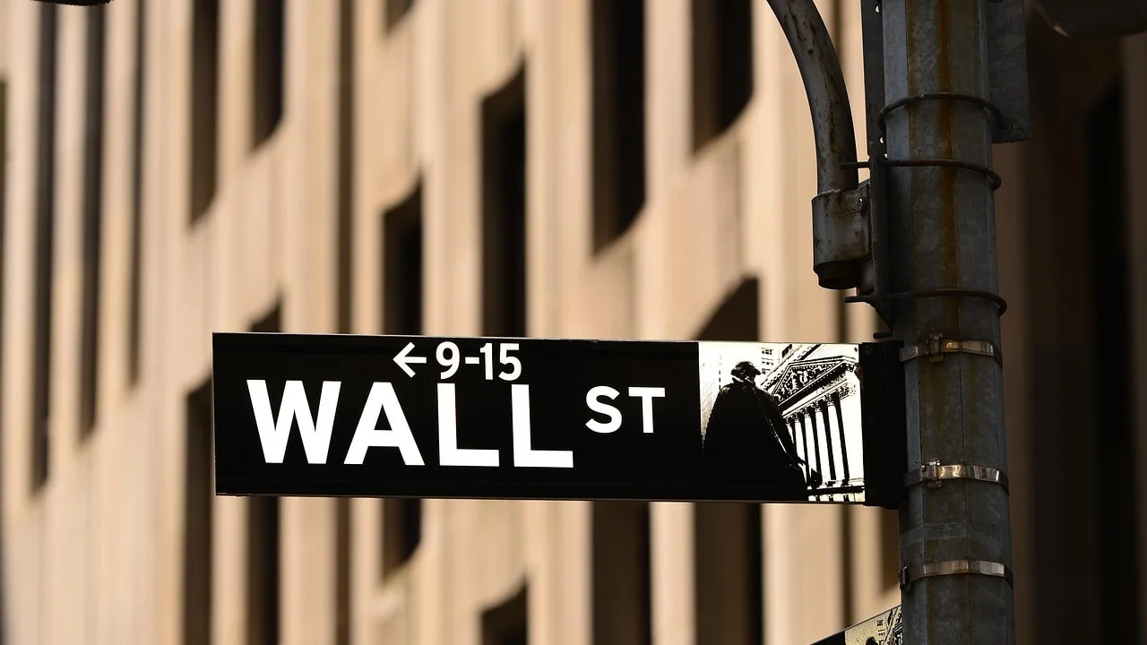 华尔街本周速递:HawkEye 涨 31% 上市,Vis Raghavan 出走 Citi,SEC 废「不否认」条款