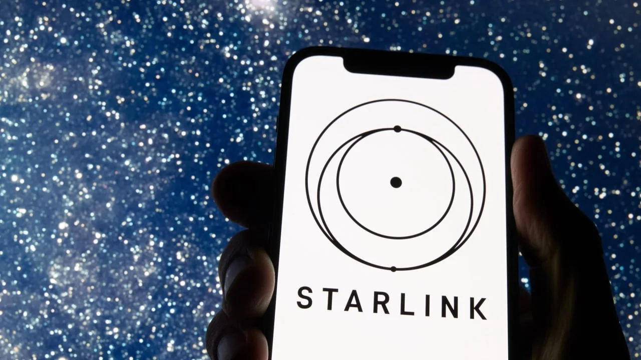 SpaceX asks FCC for 100,000 Gen 3 Starlink satellites