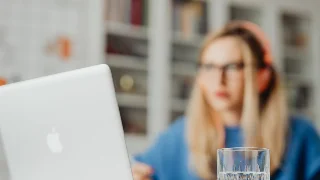 The invisible performance drain: why your brain is probably dehydrated before 9am