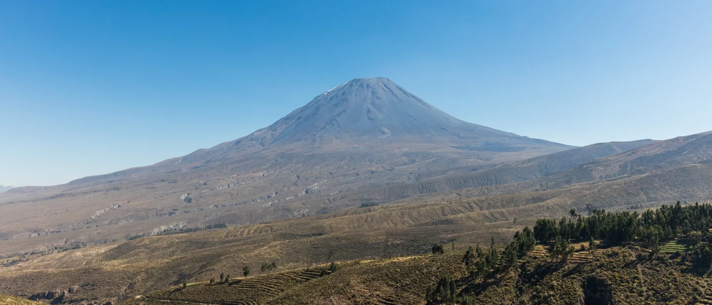 Misti: 12 kilometres from a million people, and the Inca children in its crater