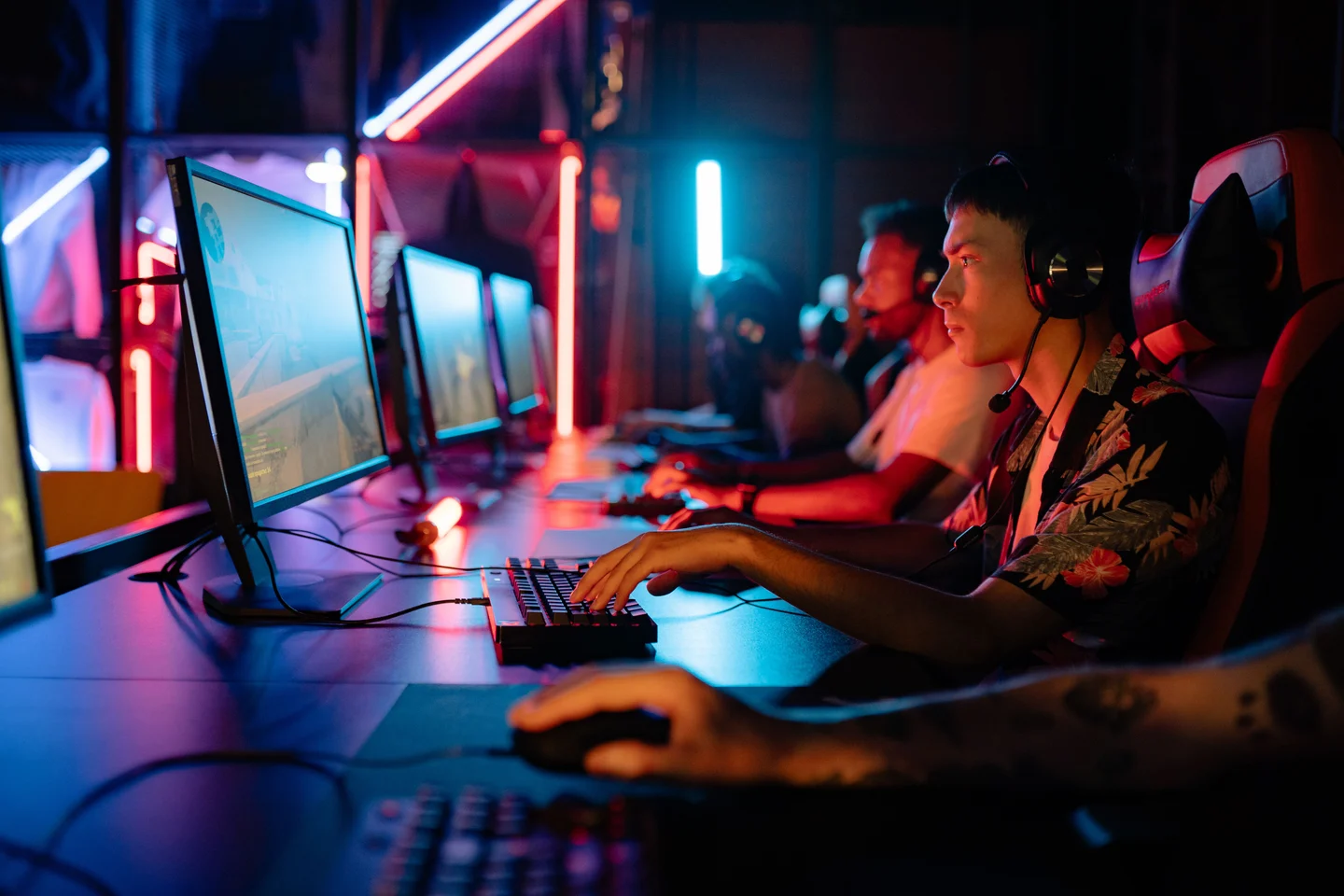 Steam Leak, Pokémon's Mega Push, and Four Esports Results from August 30