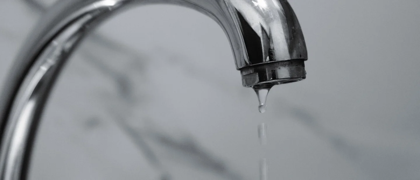 Your house leaks somewhere you cannot hear it: 8 free fixes before the first frost