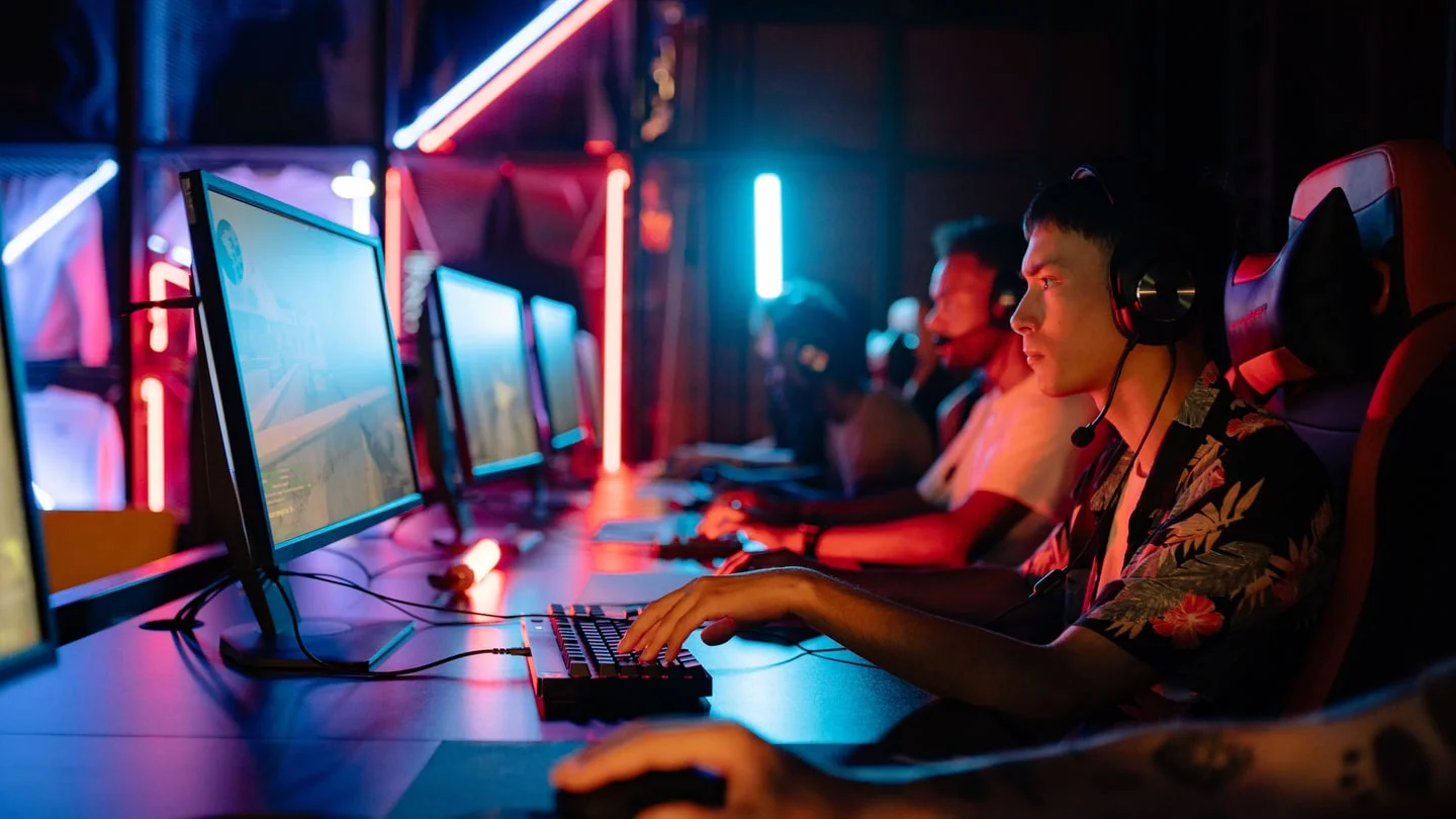 Nadella Backs the Xbox Reset, a New Age of Empires Looks Lost, and VCT China Goes 0–8