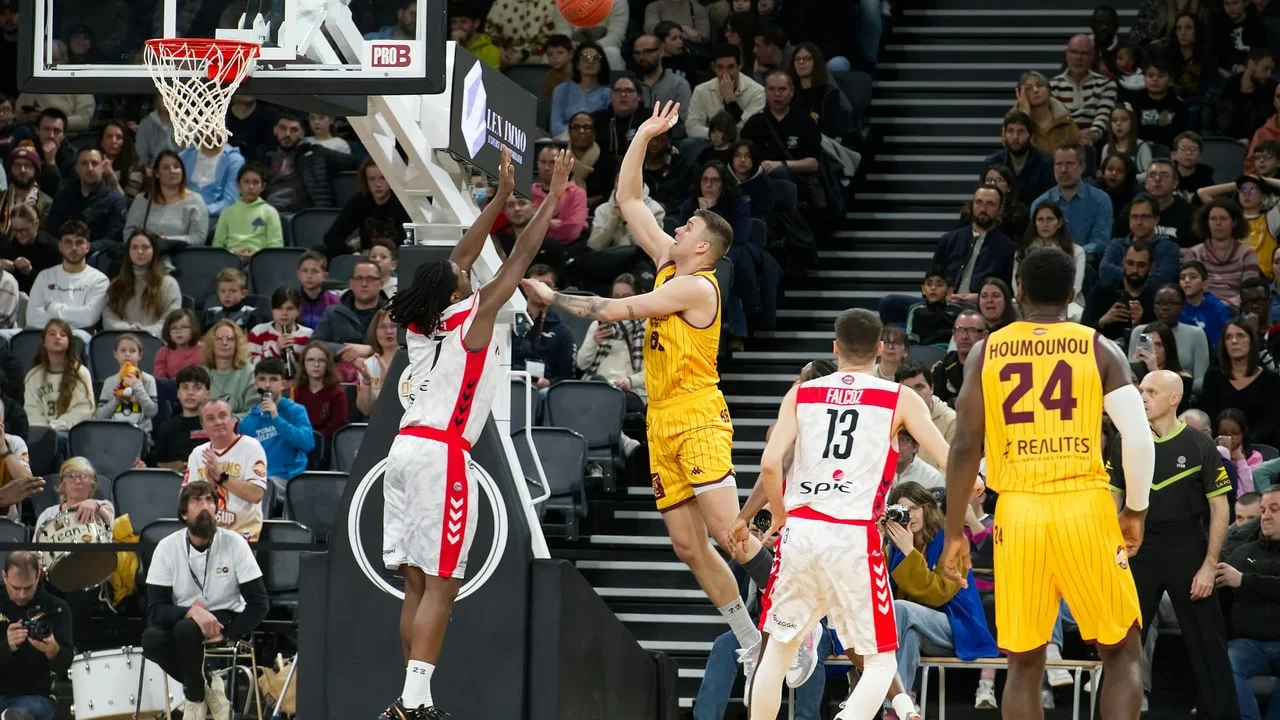 尼克斯今夜克利夫兰争3-0,雷霆G4圣安东尼奥出征——5月24日 NBA 简报