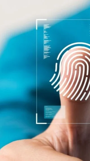 Claude 要你交身份证？AI 隐私边界正在变窄
