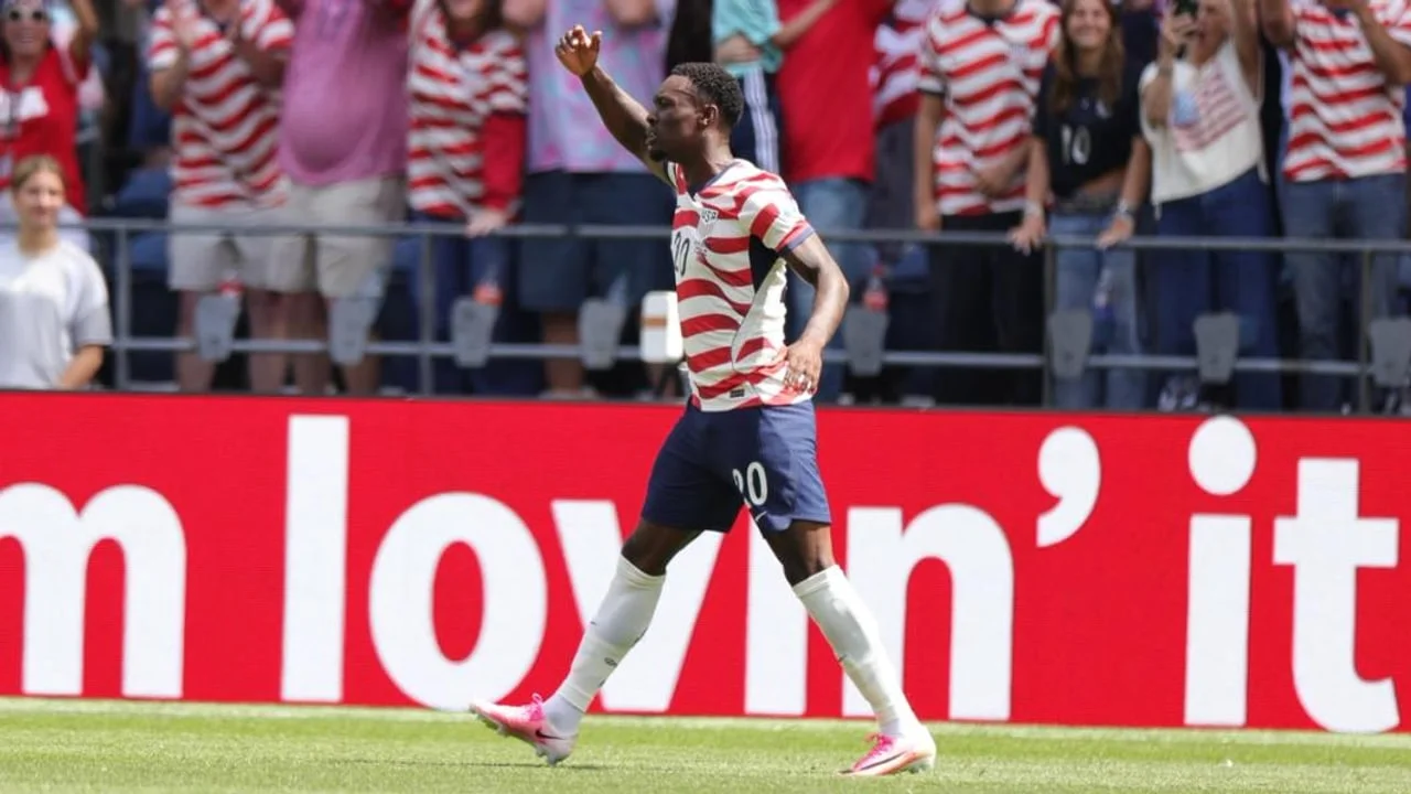 USA 2, Australia 0: Freeman and a clean sheet send USMNT through