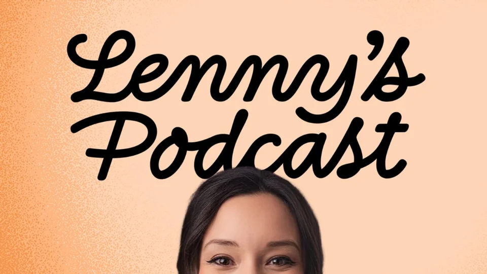 Lenny's Podcast 精华 | EP.013 — Claire Vo：别把 AI 助手当万能聊天框，要像招人一样训练它