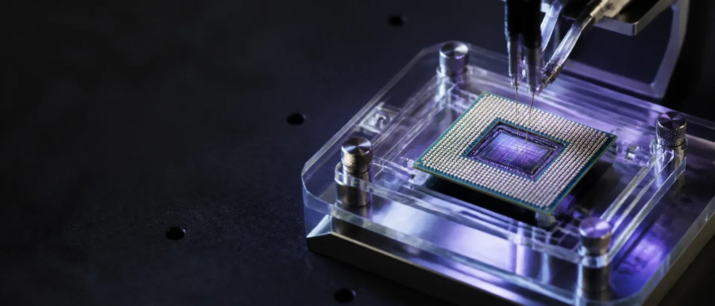 知乎热榜第6、8名:一颗孤立 CPU 能被读懂,Token 贷能把消耗变成信用吗?