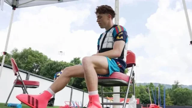 Cooling vests and boots used in World Cup heat