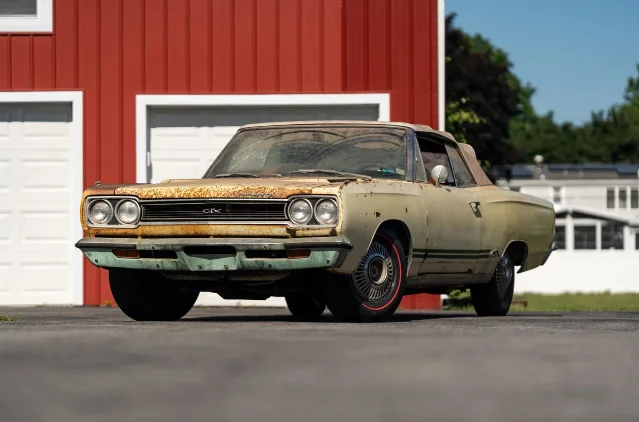 Barn-found Hemi GTX convertible offered at the 2026 Mecum Harrisburg auction