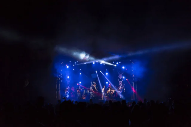 Livehouse 演出现场