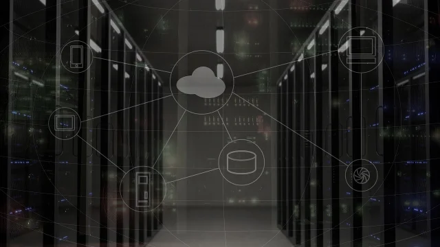 AI 数据中心机架基础设施持续扩张