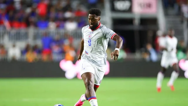 Duckens Nazon controls the ball in Haiti training