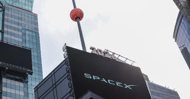 SpaceX 与 Cursor 交易报道配图