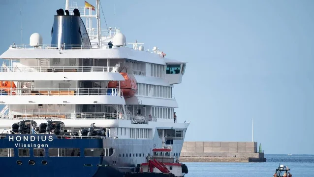 MV Hondius at the Canary Islands before departure for Rotterdam