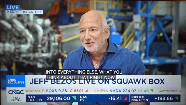 Jeff Bezos 与 Vik Bajaj 在旧金山接受 CNBC 专访