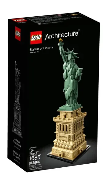 LEGO Architecture Statue of Liberty set 21042 box