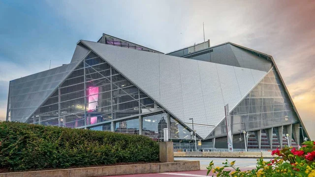Mercedes-Benz Stadium 外景