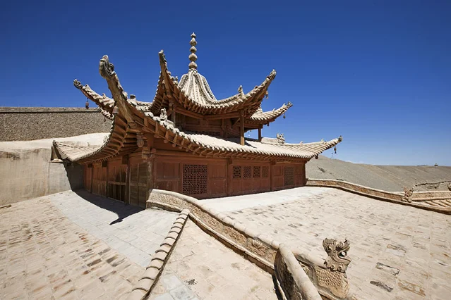 建筑屋檐