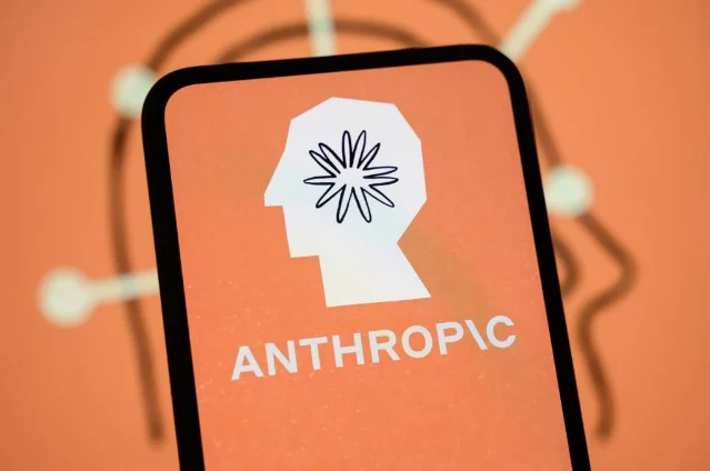 手机屏幕上的 Anthropic 标识