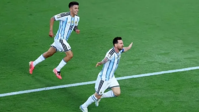 Messi scoring against Algeria