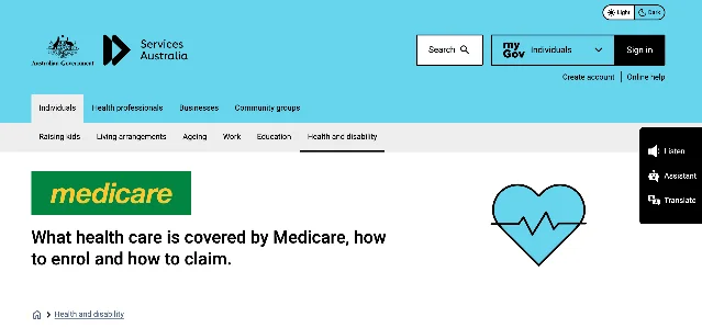 Services Australia 官网的 Medicare 页面截图：页首是澳大利亚政府国徽与 Services Australia 标识，往下是绿底黄字的 medicare 徽标，主标题写着 What health care is covered by Medicare, how to enrol and how to claim.