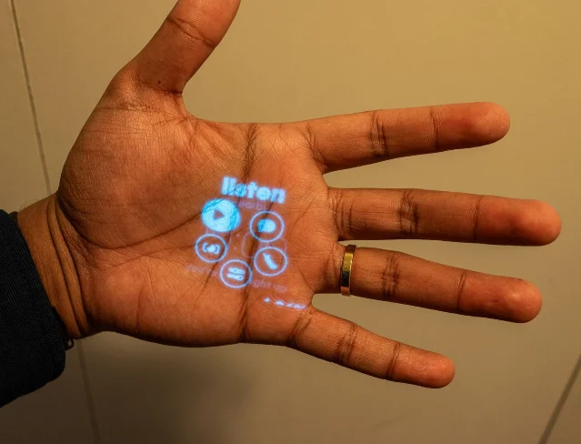Humane AI Pin 掌心投影界面