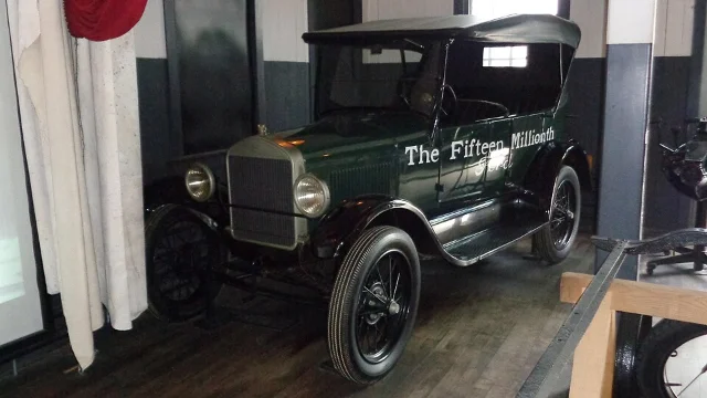 The 15,007,034th Ford Model T, serial no. 15,000,000, built May 1927 at Highland Park
