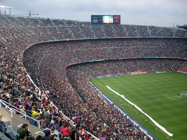 El Estadio Ciudad de México, rebautizado para el Mundial 2026, con más de 87,000 aficionados vestidos de verde durante el partido inaugural.