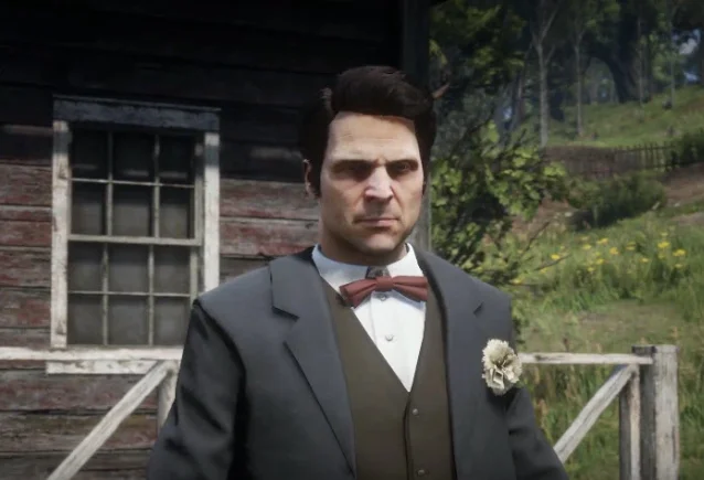 《Red Dead Online》中坐在圣丹尼斯花园凉亭招募雇佣者的圭多·马泰利