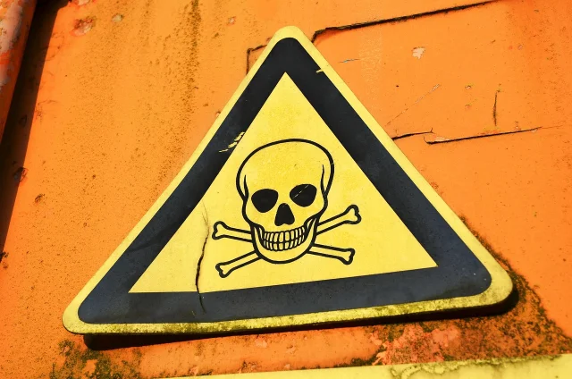 Warning sign — scam patterns targeting student job seekers