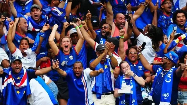 Cape Verde fans celebrate in Miami