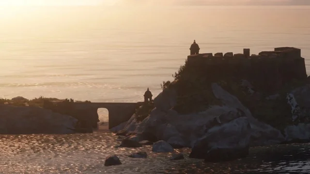 夕阳下的 Cinco Torres 堡垒