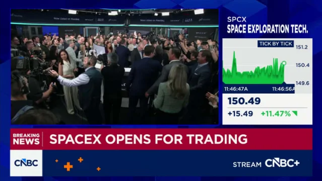 SpaceX makes Nasdaq debut at $150 after pricing at $135