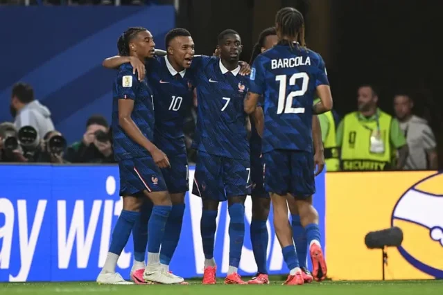 France players celebrate against Iraq