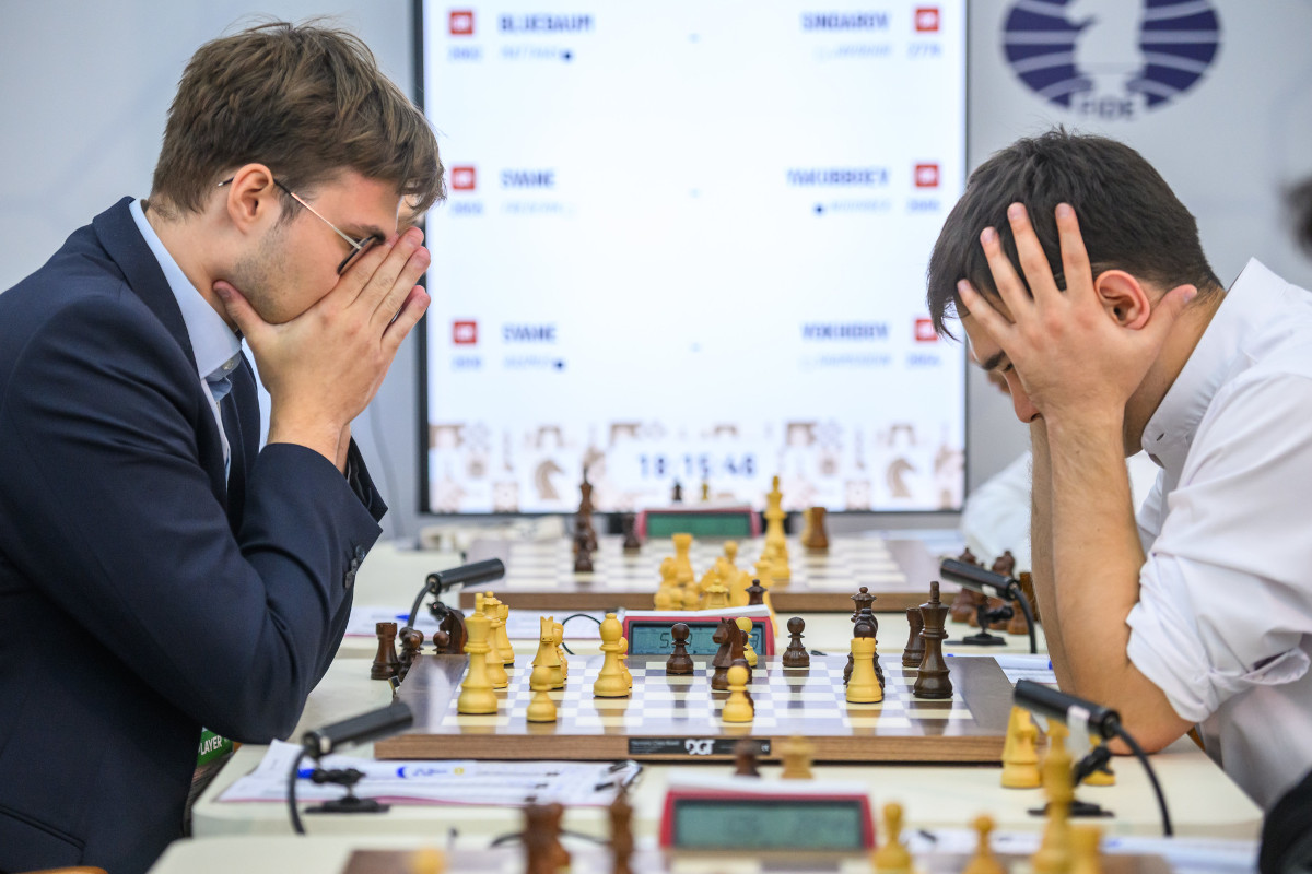 Frederik Svane and Nodirbek Yakubboev in round eight