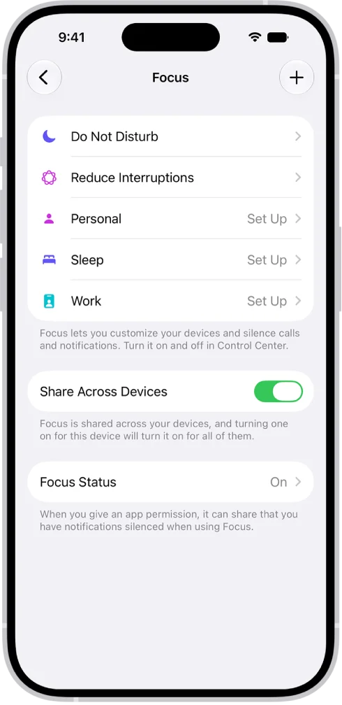 专注模式设置页，五个情境从上到下排列，下方是 Share Across Devices 开关与 Focus Status 入口
