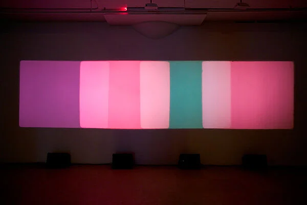 大都会艺术博物馆馆藏《Shutter Interface》(1975)展出实景