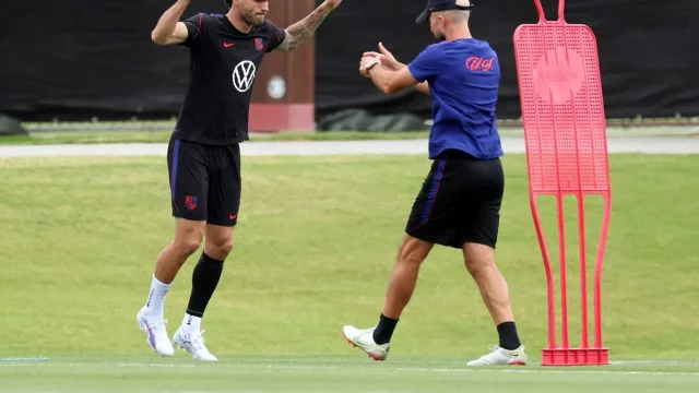 Christian Pulisic 与美国队赛前画面