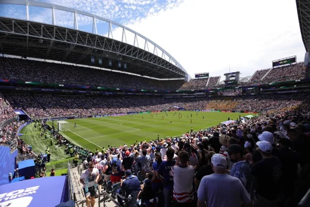 USA and Australia players at Seattle Stadium